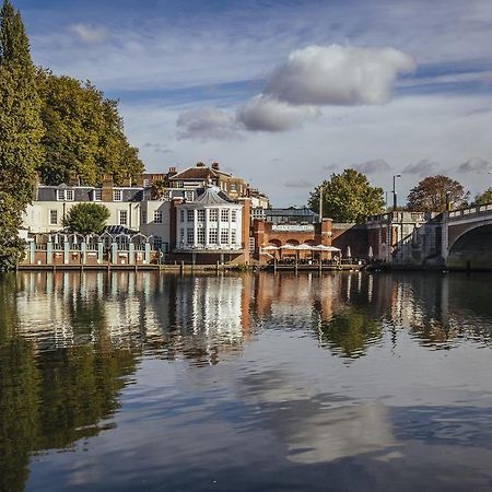 米特酒店 泰晤士河畔京士顿 外观 照片 The River Wey at Farnham