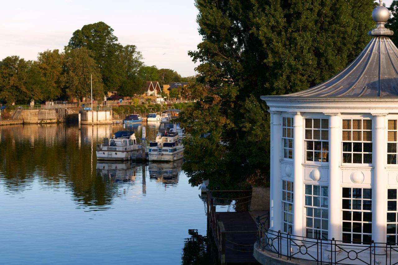 米特酒店 泰晤士河畔京士顿 外观 照片 The River Wey at Farnham