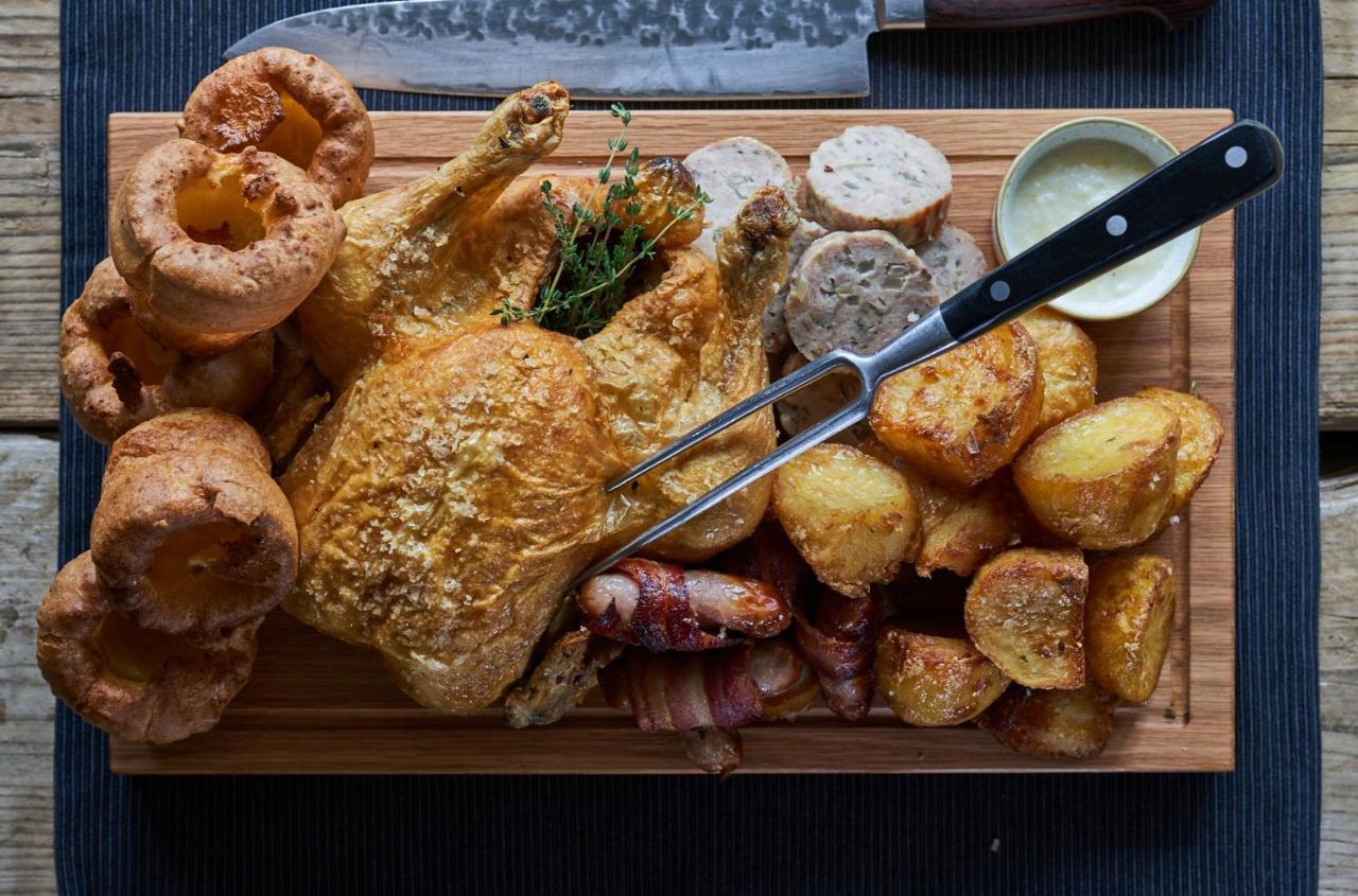 米特酒店 泰晤士河畔京士顿 外观 照片 Sunday roast